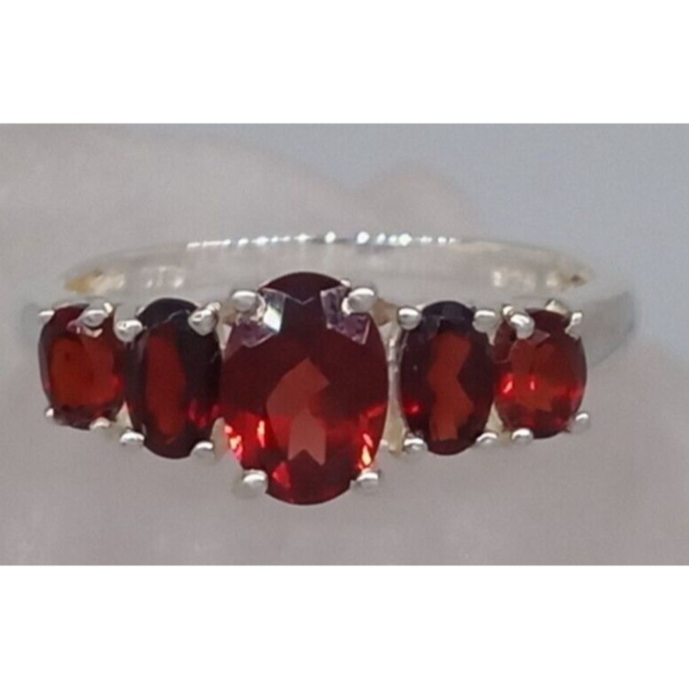 Chuck Clemency Red Garnet Gemstone Ring STS 925 Sterling Silver Size 7 Sparkly!